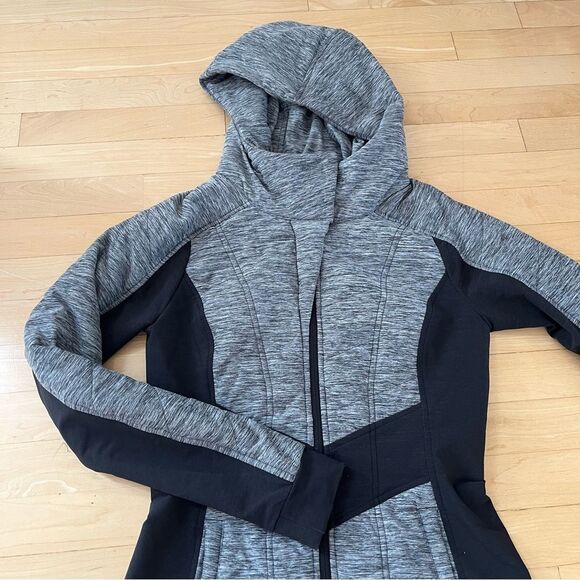 The North Face Pseudio Jacket in Grey and Black XS NWOT - Picture 6 of 15